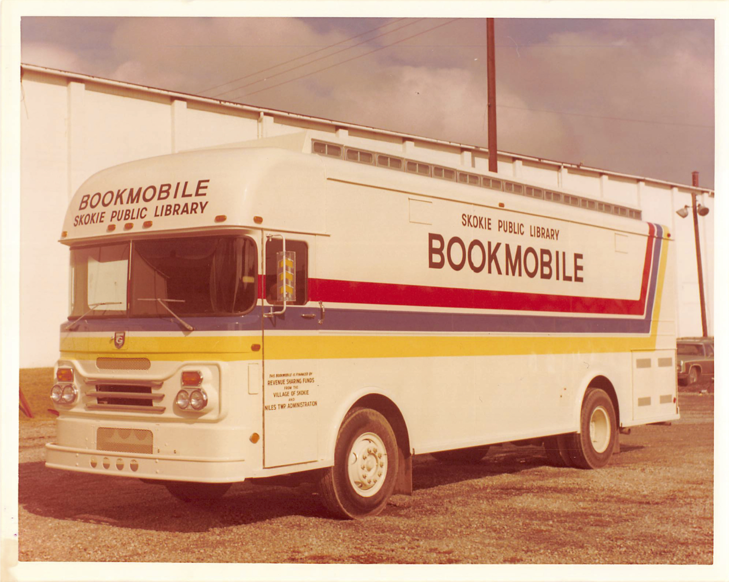 Old photo of the third bookmobile